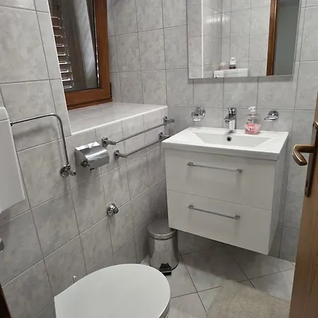 House Belavici * Hreljići